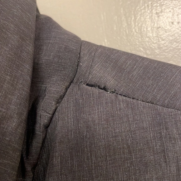 Champion Women’s Vest, Size M. Dark Heathered Gray. - Picture 7 of 8